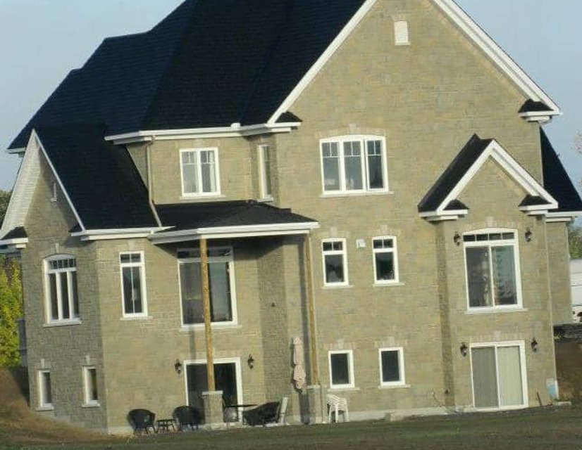 Full stone veneer on a home in South Dundas